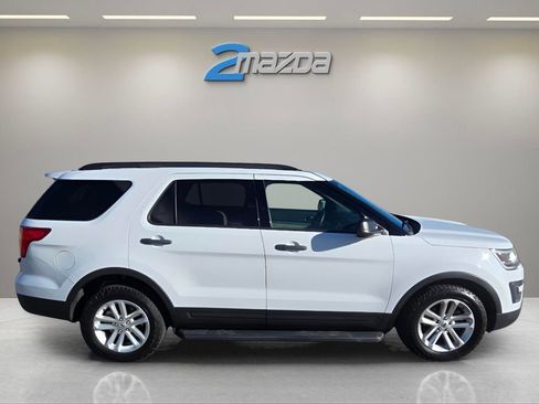 Used 2017 Ford Explorer 4WD image 6
