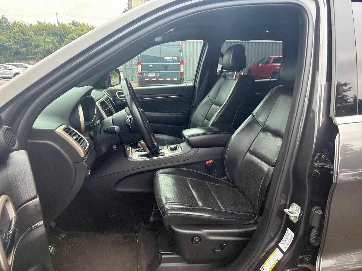 Used 2017 Jeep Grand Cherokee Limited w/ Luxury Group II AWD/4WD image 7
