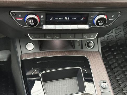 Certified 2024 Audi Q5 2.0T Premium image 18