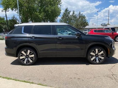 New 2025 Mitsubishi Outlander Platinum Edition image 6