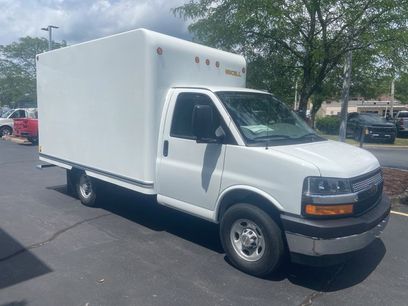 New 2025 Chevrolet Express 3500 w/ Power Convenience Package