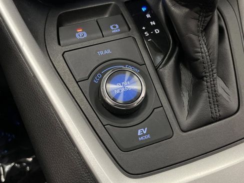 Used 2021 Toyota RAV4 XSE image 24