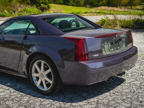 Used 2004 Cadillac XLR image 54