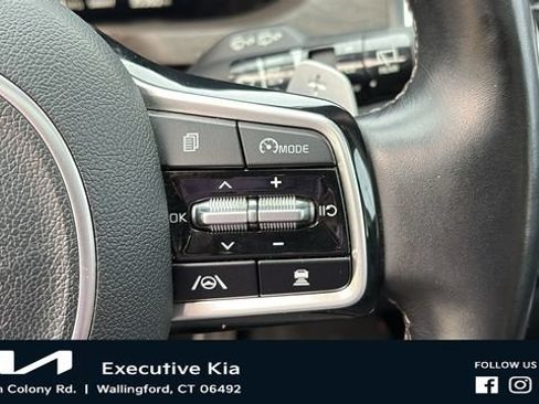 Certified 2022 Kia Sorento SX Prestige AWD/4WD image 15