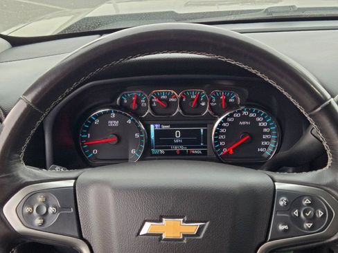 Used 2018 Chevrolet Silverado 1500 LT w/ All Star Edition AWD/4WD image 34