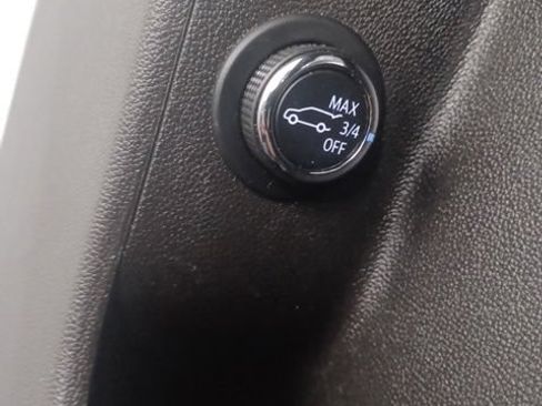 Used 2019 Cadillac XT5 Luxury FWD image 17