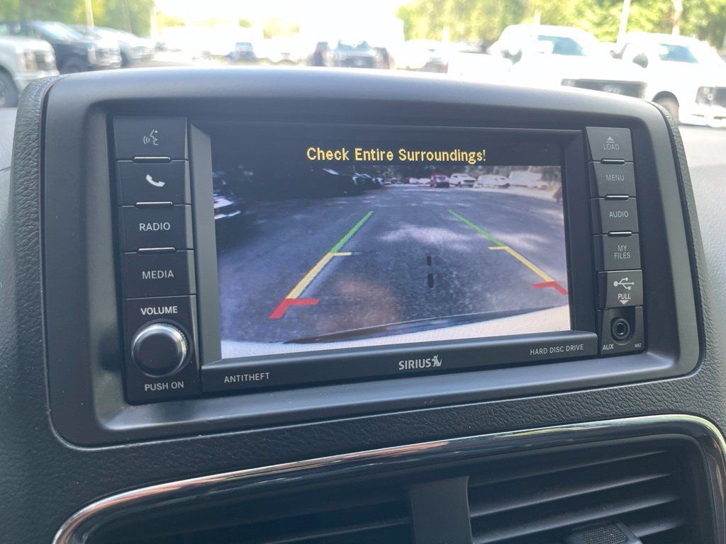 Used 2017 Dodge Grand Caravan SE FWD image 21