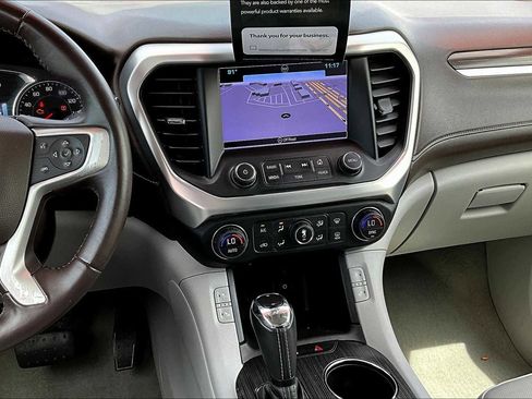 Used 2017 GMC Acadia SLT image 6