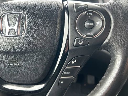 Used 2018 Honda Ridgeline RTL-E image 15