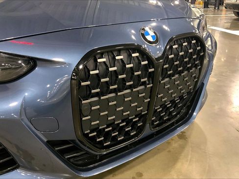 Used 2023 BMW 430i Convertible w/ M Sport Package image 6