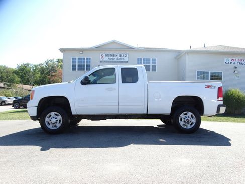 Used 2013 GMC Sierra 2500 SLE w/ Snow Plow Prep Package image 3