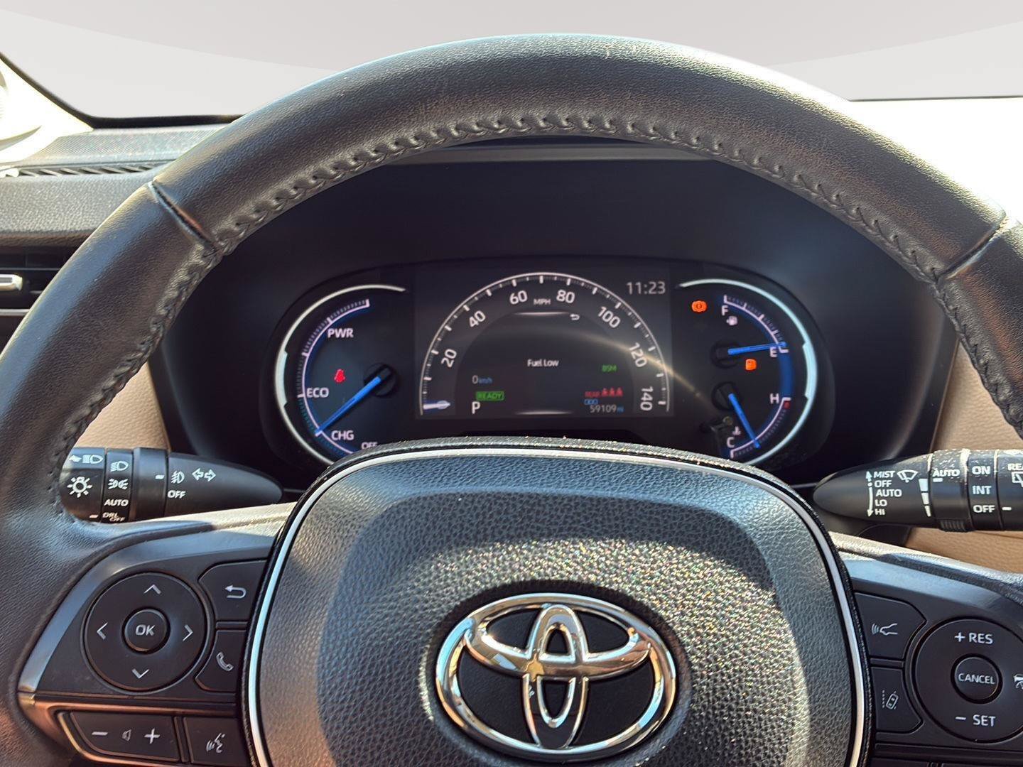 Used 2020 Toyota RAV4 Limited w/ Limited Grade Weather Package AWD/4WD image 32