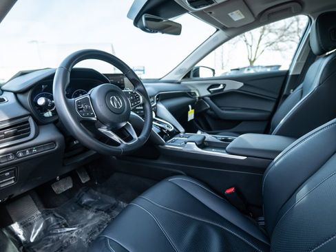 Certified 2025 Acura TLX w/ Technology Package image 7