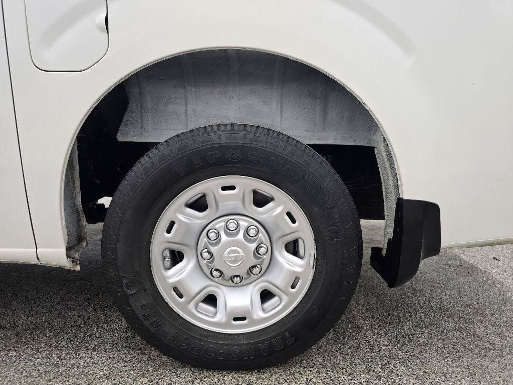 Used 2017 Nissan NV 2500 SV w/ Technology Package RWD image 24