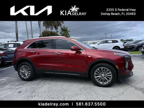 Used 2024 Cadillac XT4 Premium Luxury w/ Cold Weather Package FWD image 1