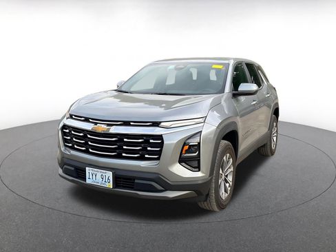Used 2025 Chevrolet Equinox LT image 4