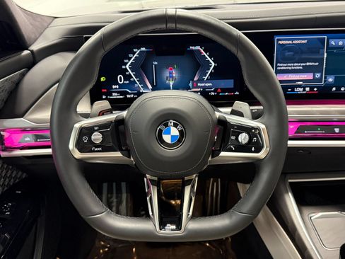 Used 2024 BMW 760i xDrive AWD/4WD image 23