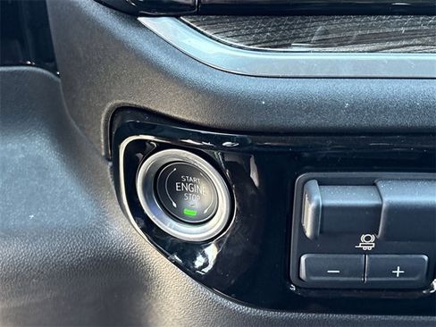 Certified 2025 Chevrolet Silverado 1500 LT image 17