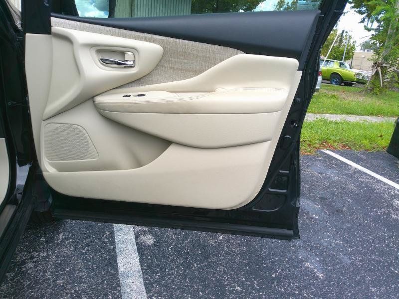 Used 2019 Nissan Murano SL FWD image 26