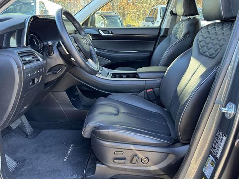 Used 2021 Hyundai Palisade Limited image 21