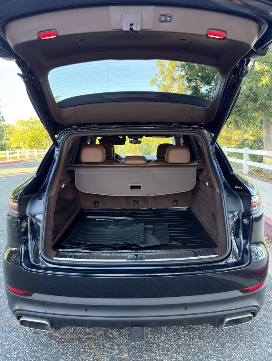 Used 2021 Porsche Cayenne AWD/4WD image 22