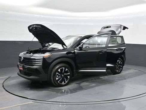 Used 2025 Nissan Kicks SV w/ SV Premium Package AWD/4WD image 37