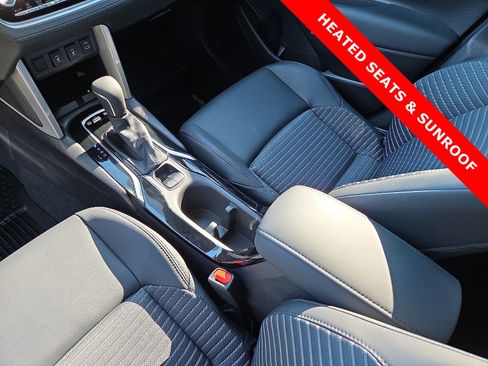 Used 2025 Toyota Corolla Cross AWD Hybrid image 25