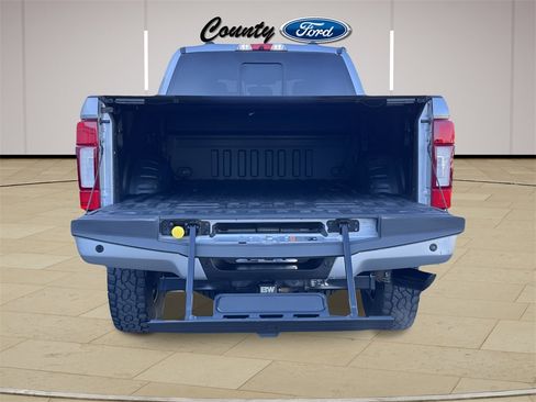 Used 2022 Ford F250 Lariat w/ Tremor Off-Road Package image 22