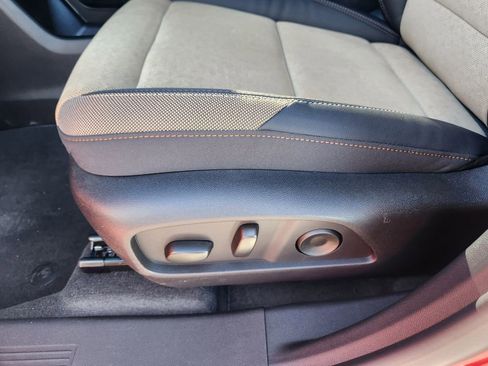 New 2026 Chevrolet Equinox ACTIV w/ Convenience Package III FWD image 12