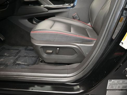 Used 2023 Buick Envision Essence w/ Technology Package I image 18