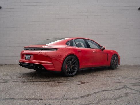 Used 2025 Porsche Panamera GTS image 7