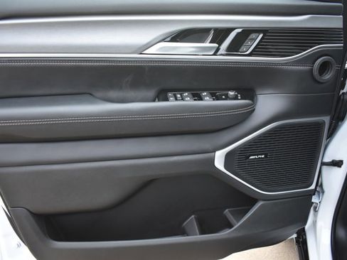 New 2026 Jeep Grand Wagoneer Limited image 11