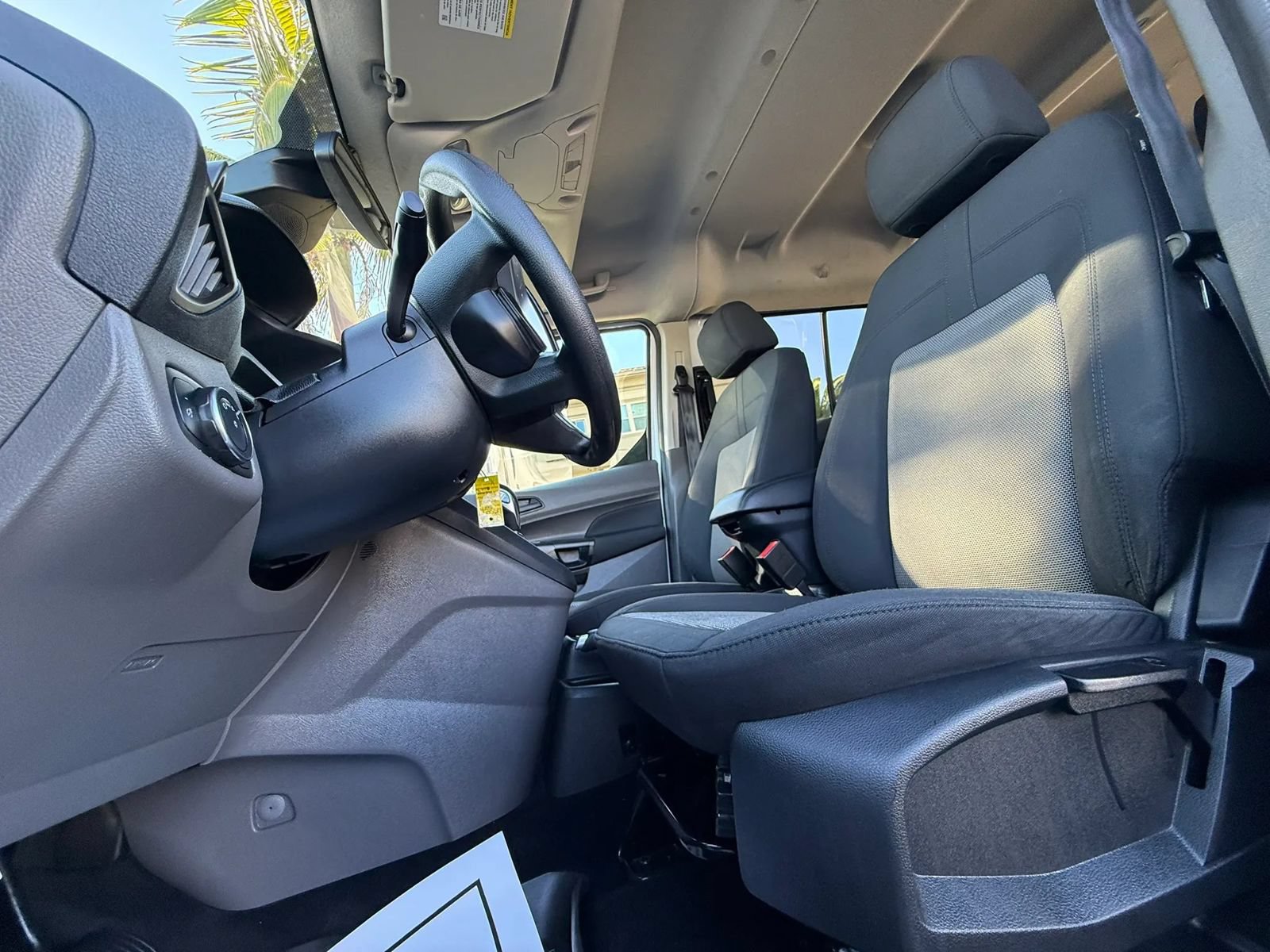 Used 2021 Ford Transit Connect XL FWD image 32
