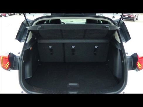 Used 2024 Buick Encore GX Sport Touring image 12