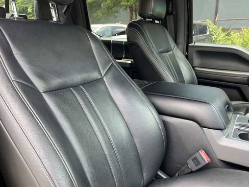 Used 2018 Ford F150 XLT w/ Equipment Group 302A Luxury AWD/4WD image 29