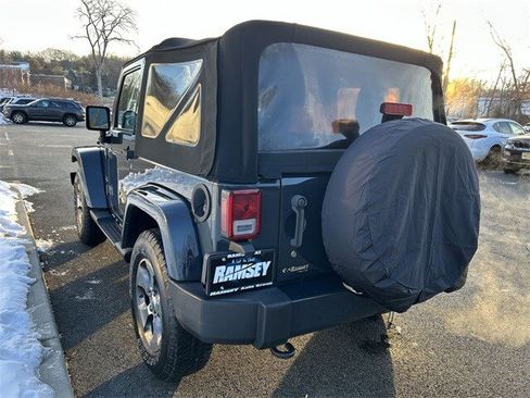 Used 2016 Jeep Wrangler Sahara w/ Connectivity Group image 6