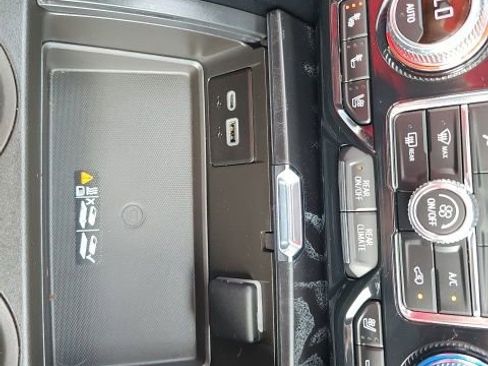 Used 2023 GMC Yukon Denali image 50