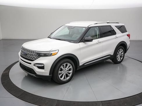 Certified 2024 Ford Explorer Limited w/ Equipment Group 301A AWD/4WD image 8