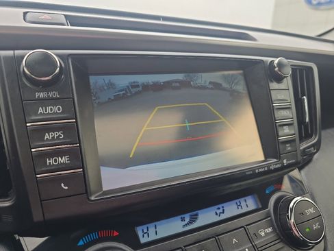 Used 2018 Toyota RAV4 XLE image 26