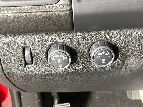 Used 2021 GMC Canyon AT4 w/ Driver Alert Package image 10