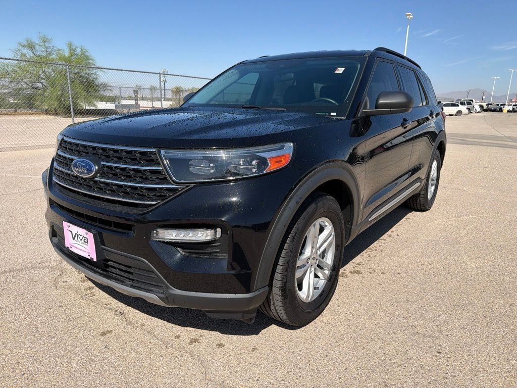 Used 2023 Ford Explorer XLT w/ Equipment Group 202A RWD image 1