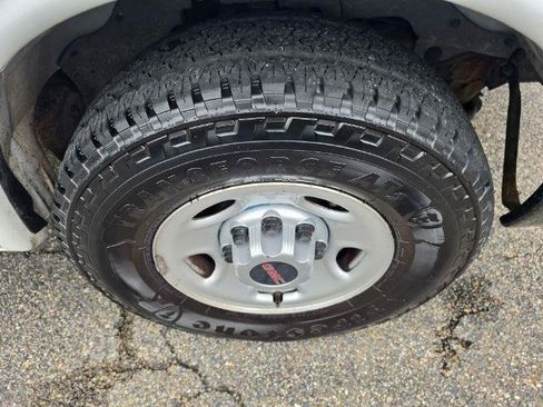 Used 2018 GMC Savana 2500 RWD image 38