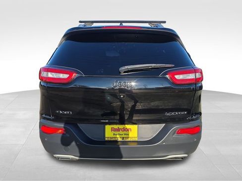 Used 2017 Jeep Cherokee Limited w/ Technology Group image 8