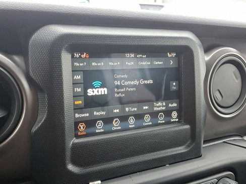 Used 2023 Jeep Wrangler Sport S image 17