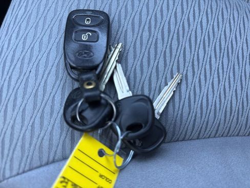 Used 2008 Hyundai Santa Fe GLS image 27