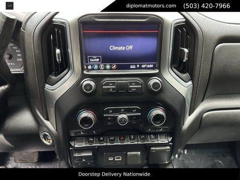 Used 2019 Chevrolet Silverado 1500 LT Trail Boss AWD/4WD image 34