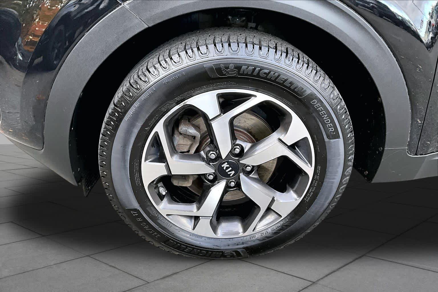 Used 2020 Kia Sportage LX AWD/4WD image 11