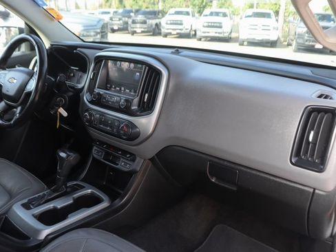 Used 2017 Chevrolet Colorado LT w/ Luxury Package, Chrome RWD image 39