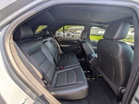Certified 2023 Chevrolet Equinox RS w/ RS Leather Package FWD image 35