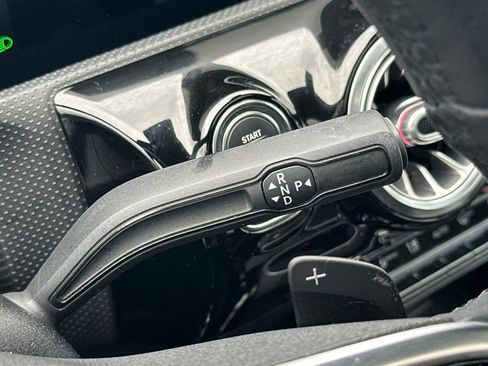 Used 2021 Mercedes-Benz CLA 250 image 19